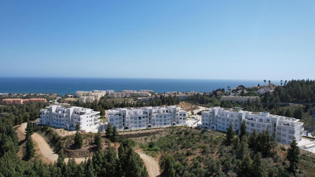 Apartamento Wonderful, Excellent New 4-bed Near Malaga With Indoor And Outdoor Swimmimg Pools, Gym And Sauna Facilities El Faro